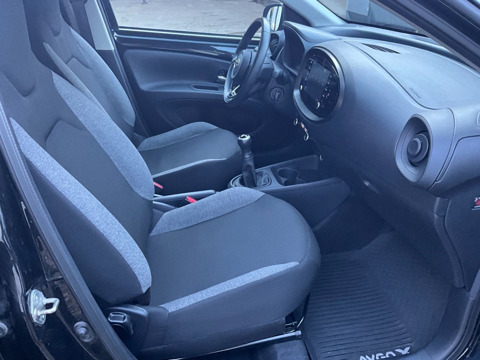 Toyota Aygo X 1,0 Active 5d