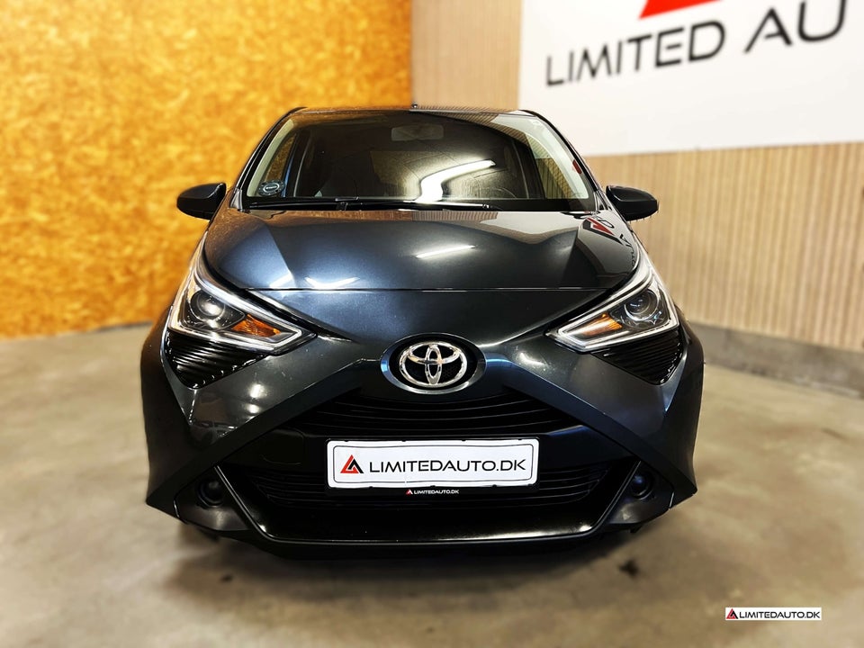 Toyota Aygo 1,0 VVT-i x-pression 5d