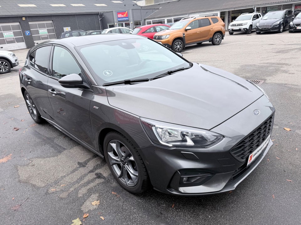 Ford Focus 1,0 EcoBoost mHEV ST-Line 5d
