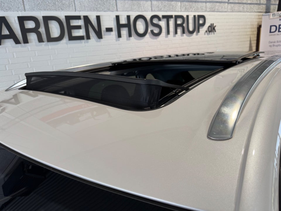 MG Marvel R Luxury 5d