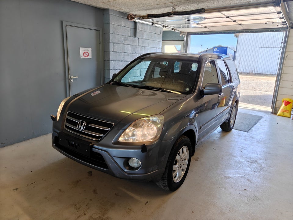 Honda CR-V 2,0 Executive 5d