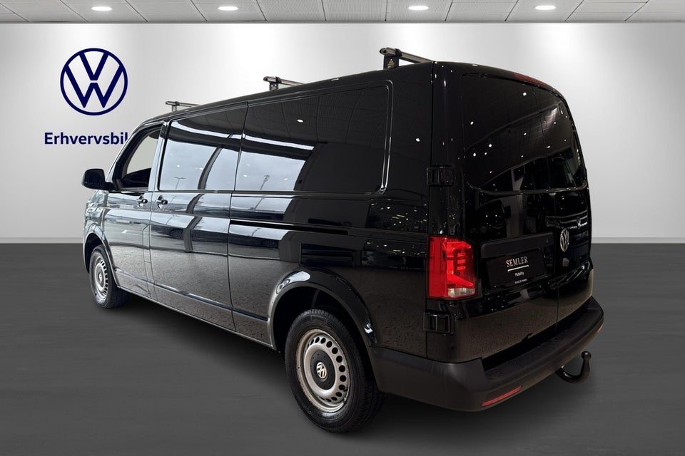 VW Transporter 2,0 TDi 110 Kassevogn lang