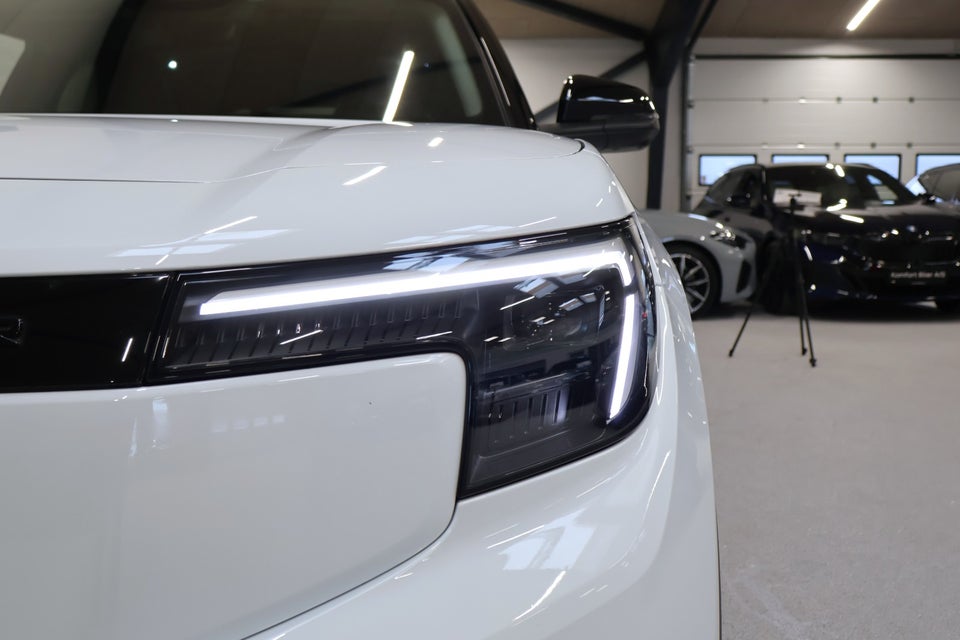 Ford Explorer 77 Select Extended Range 5d