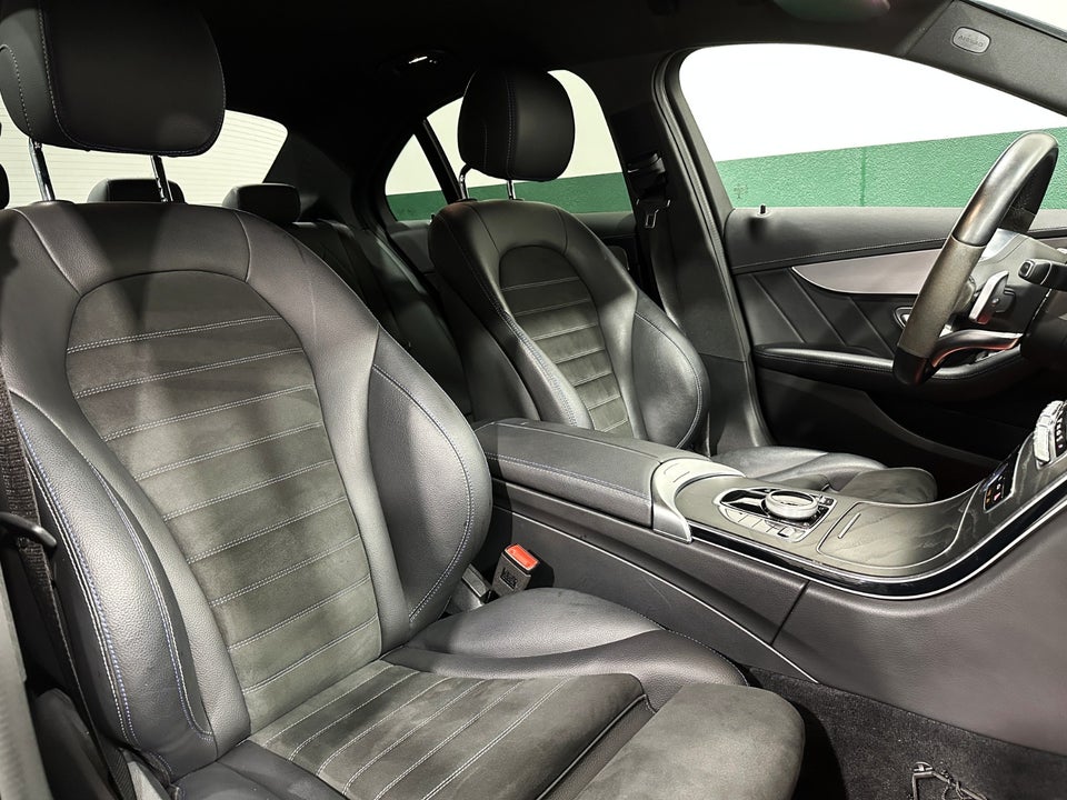 Mercedes C220 d 2,0 AMG Line Night Edition aut. 4d