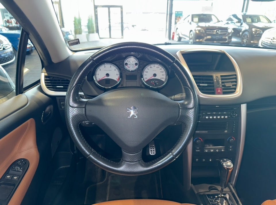 Peugeot 207 1,6 CC aut. 2d