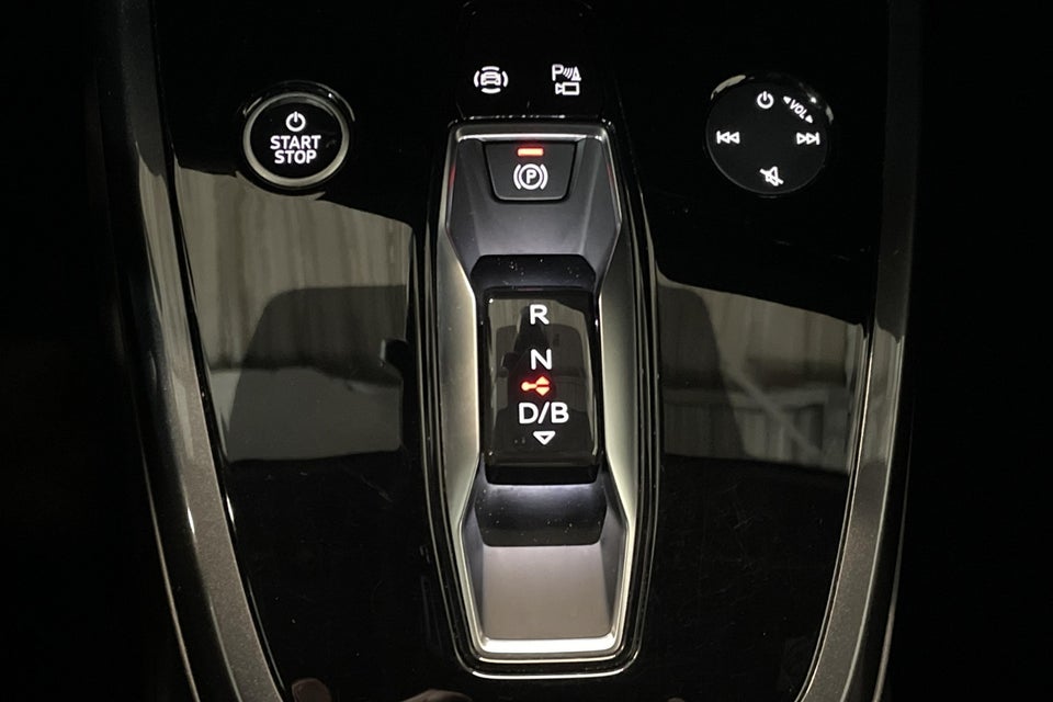 Audi Q4 e-tron 40 S-line 5d