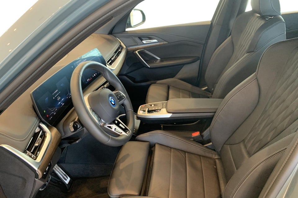 BMW iX1 eDrive20 M-Sport 5d