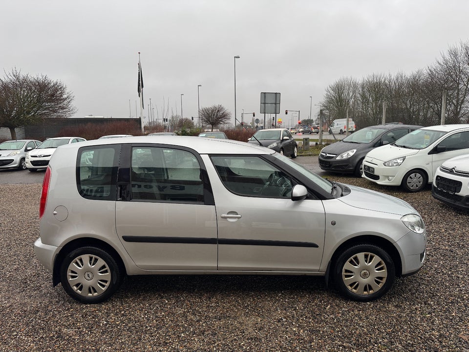 Skoda Roomster 1,4 16V Sport 5d