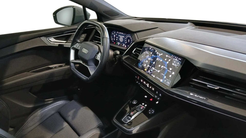Audi Q4 e-tron 40 S-line 5d