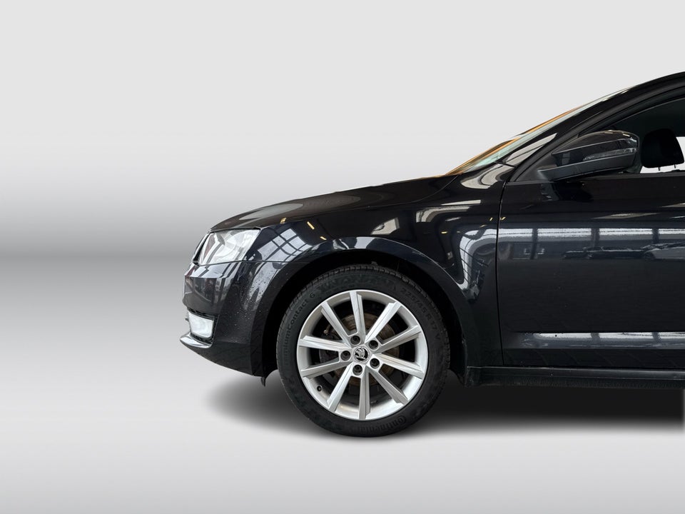 Skoda Octavia 1,6 TDi 90 Ambition Combi 5d