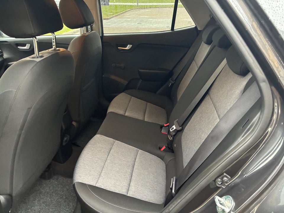 Kia Stonic 1,6 CRDi 115 Edition 5d