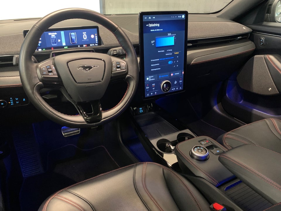 Ford Mustang Mach-E 75 Premium Standard Range AWD 5d