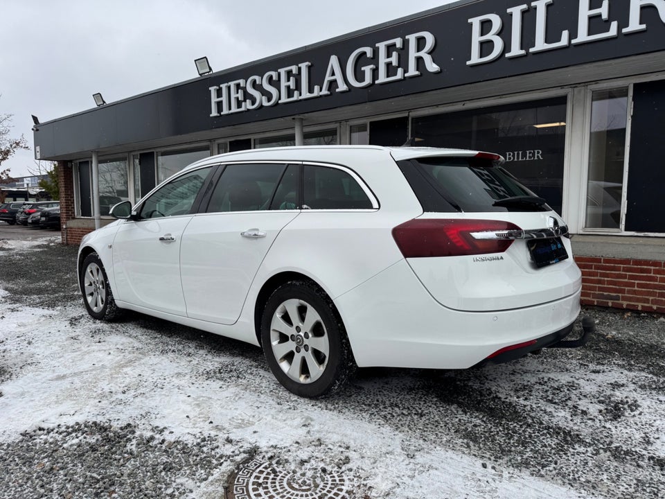 Opel Insignia 1,6 CDTi 136 Cosmo Sports Tourer 5d