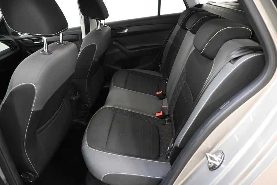 Skoda Fabia 1,0 TSi 110 Ambition Combi DSG 5d