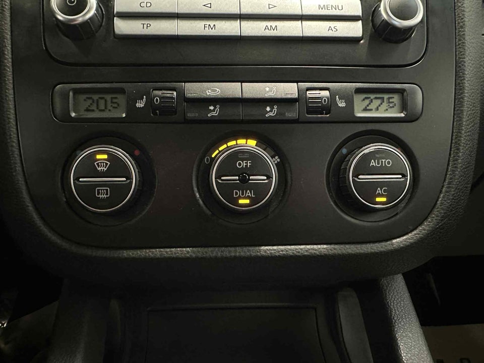 VW Golf V 1,6 Trendline Variant 5d