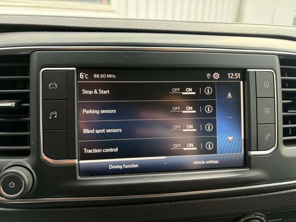 Toyota ProAce 2,0 D 122 Medium Comfort Master aut. 5d