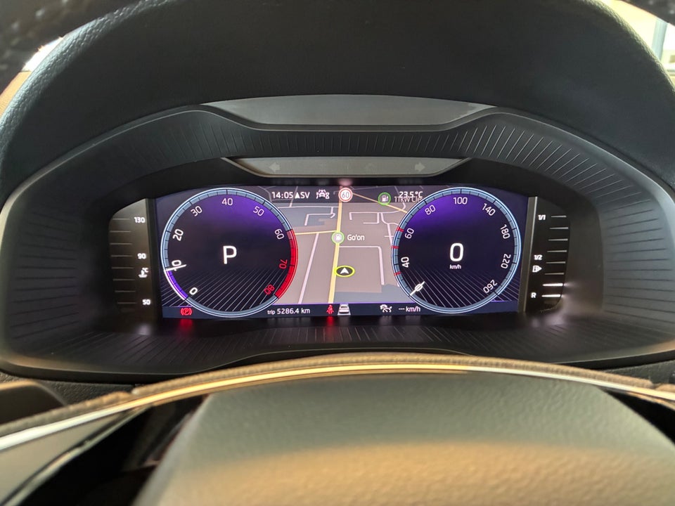 Skoda Karoq 1,5 TSi 150 Tour de France DSG 5d