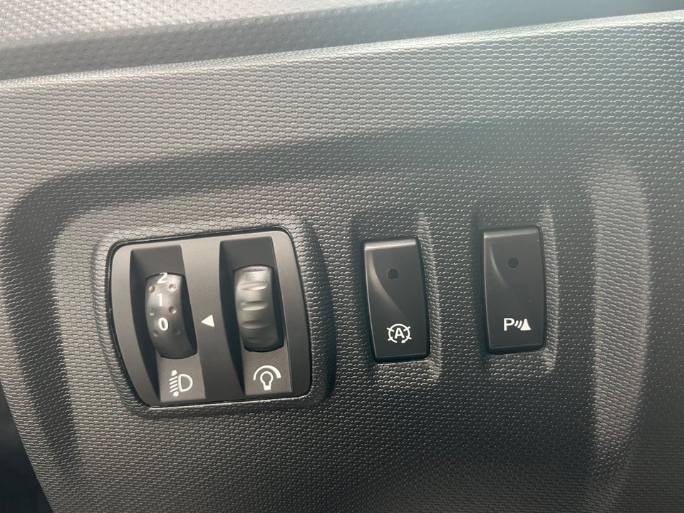 Renault Captur 0,9 TCe 90 Expression 5d