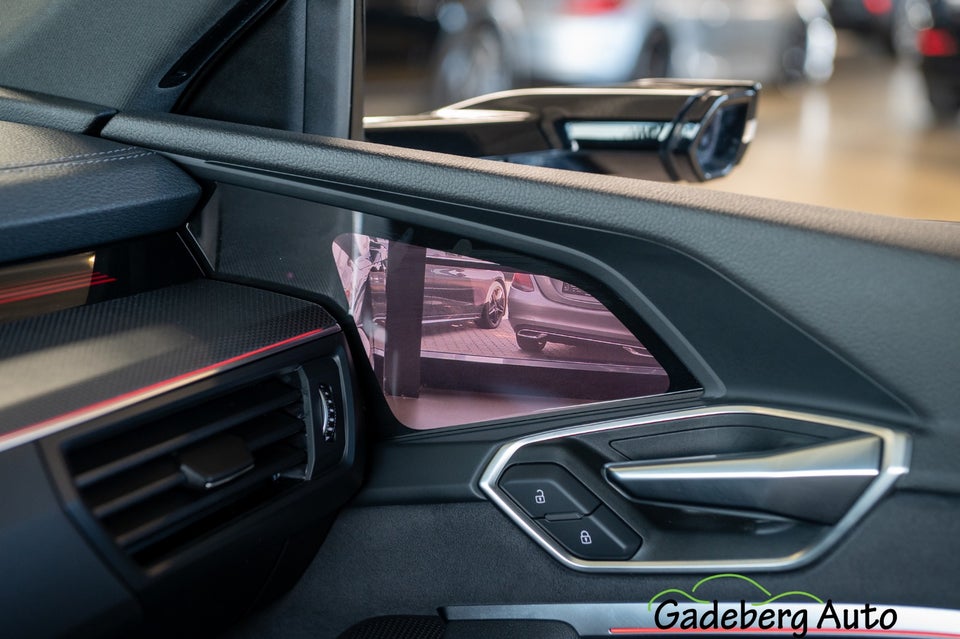 Audi Q8 e-tron 55 S-line Sportback quattro 5d