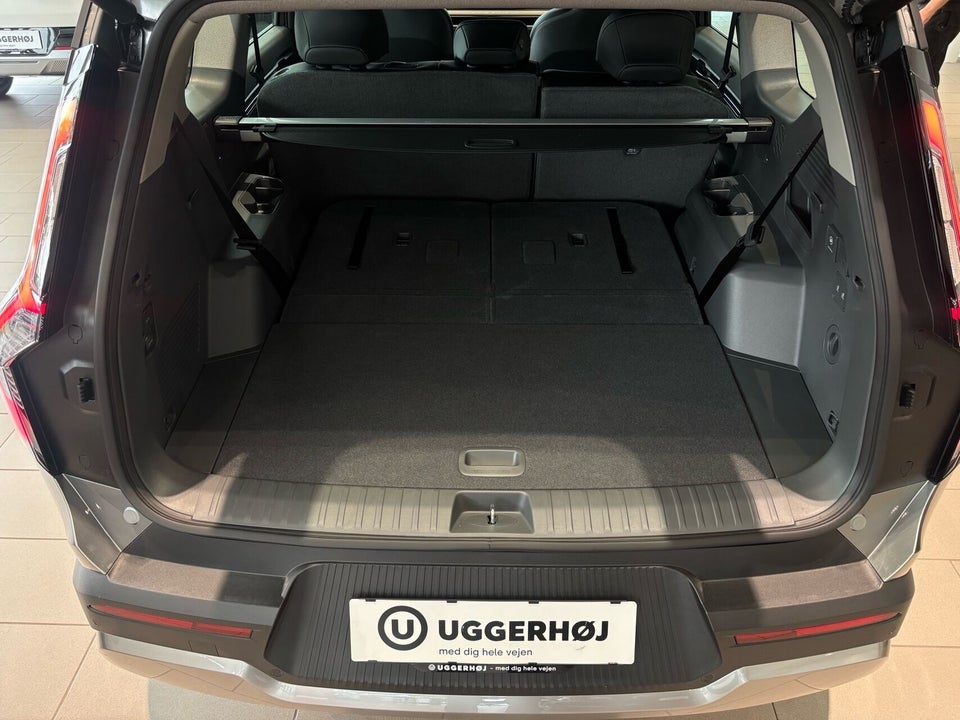 Kia EV9 76 Standard Range Upgrade RWD 7prs 5d