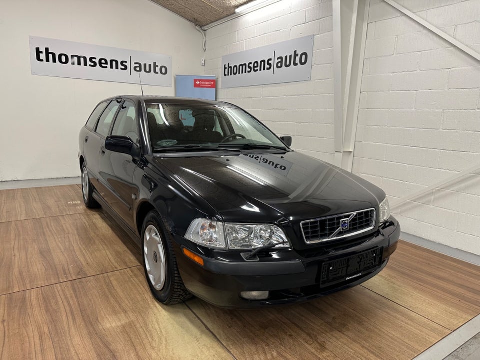 Volvo V40 2,0 Business 5d