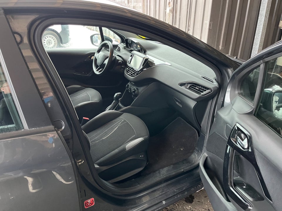 Peugeot 208 1,2 VTi Active 5d