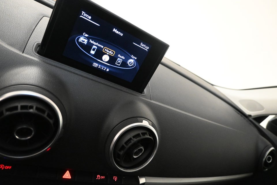 Audi A3 1,4 TFSi 150 Attraction Sportback 5d