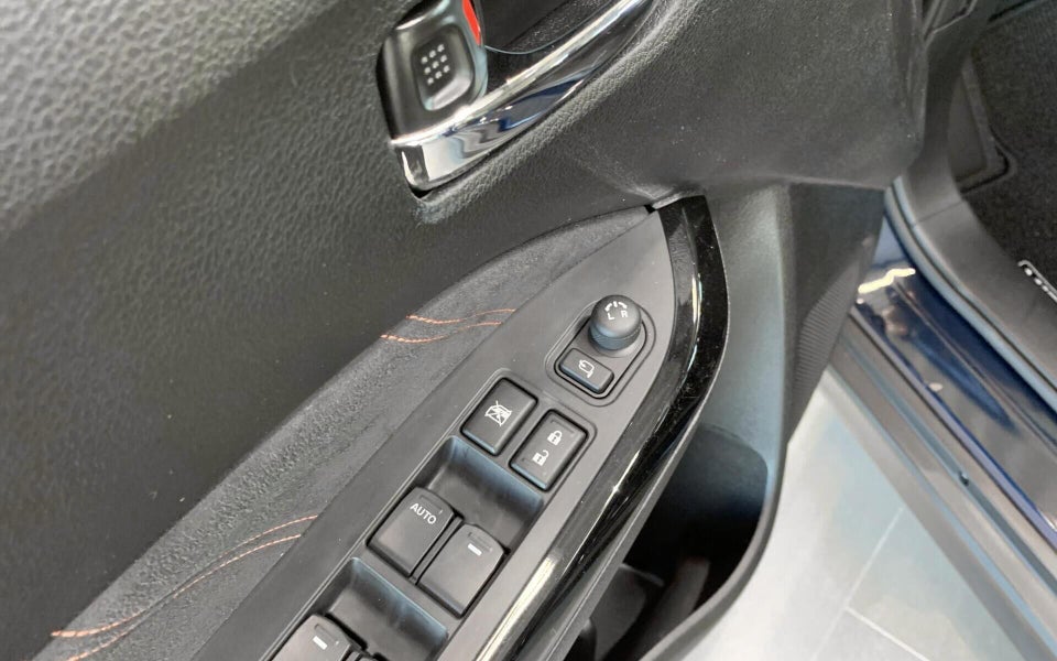 Suzuki Vitara 1,4 mHybrid Black Edition aut. 5d