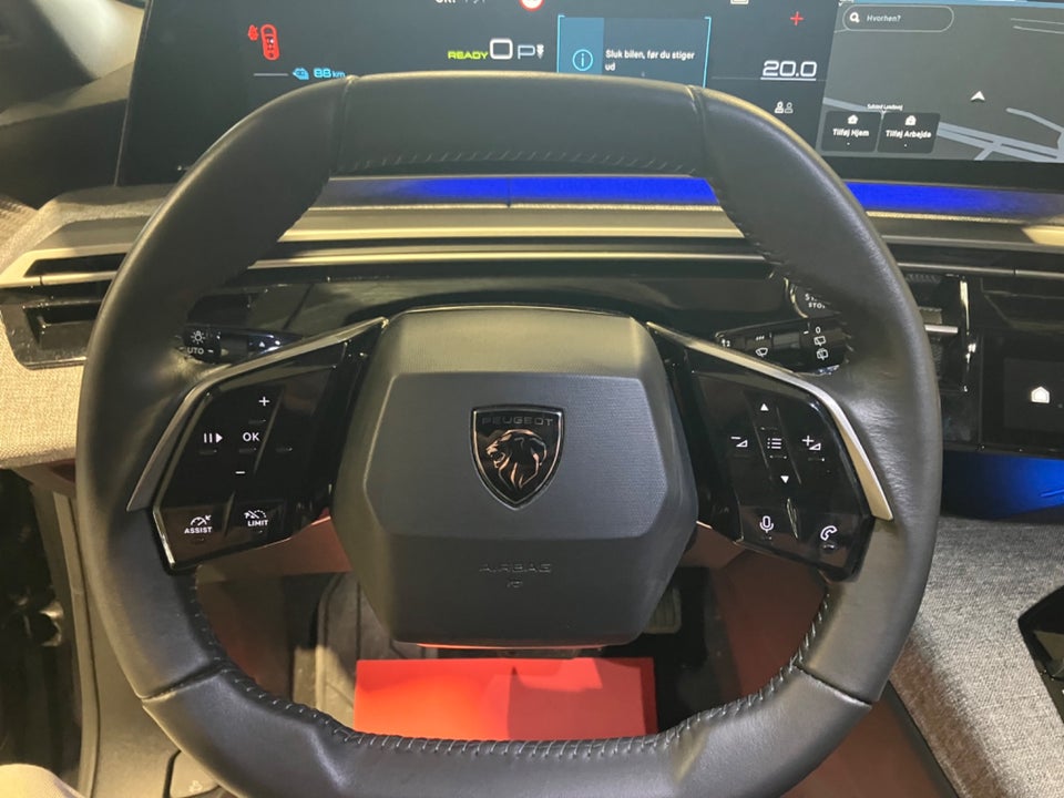 Peugeot e-5008 77 Allure 7prs 5d