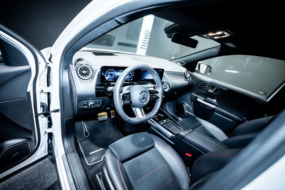 Mercedes EQA250+ AMG Premium 5d