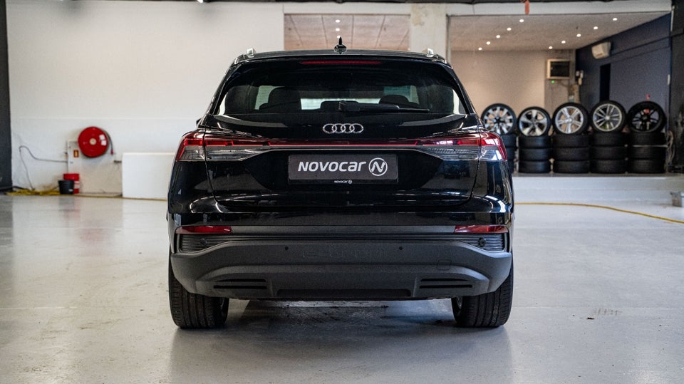 Audi Q4 e-tron 40  5d