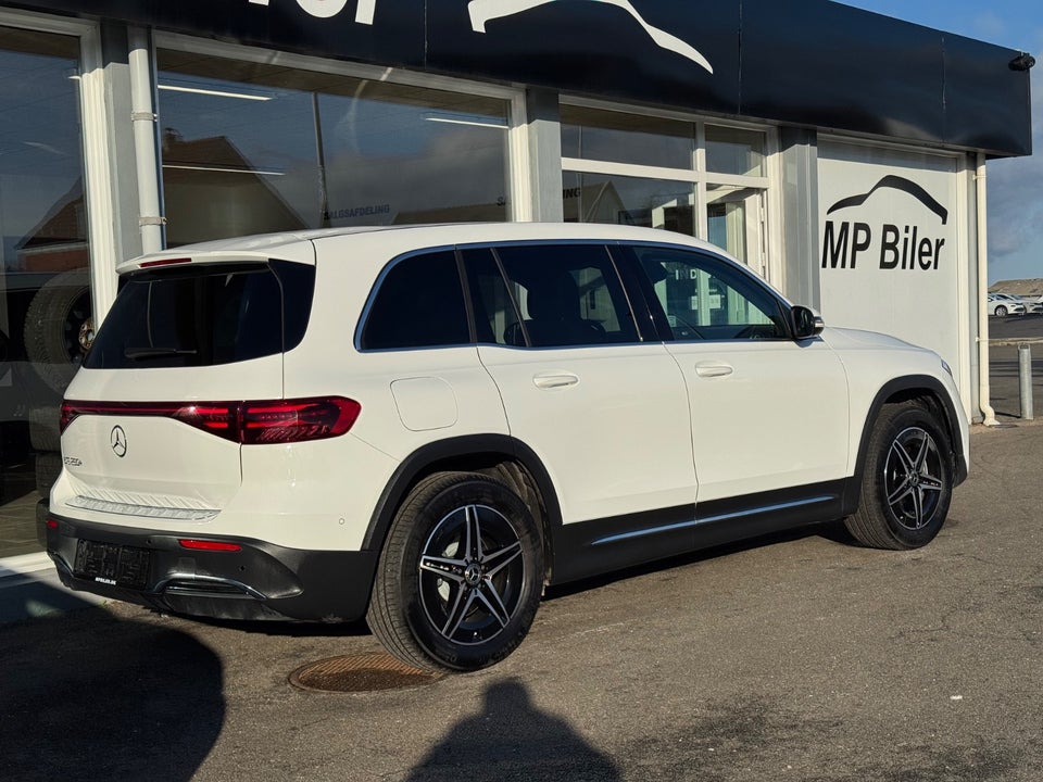 Mercedes EQB250+ AMG Line 5d