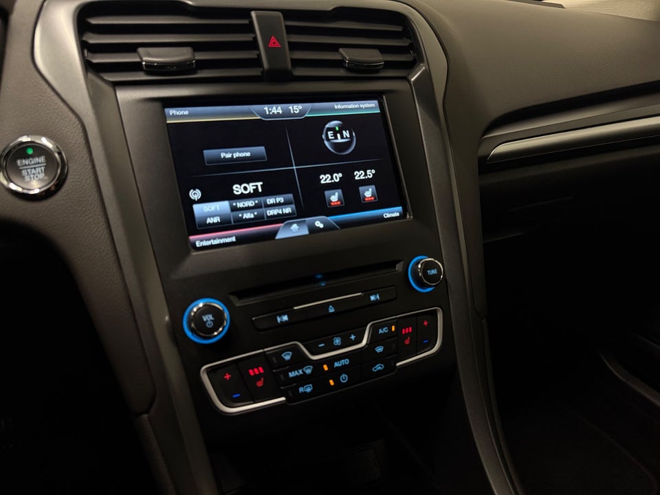 Ford Mondeo 1,5 SCTi 160 Titanium 5d
