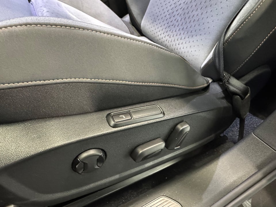 Cupra Born 58 Dinamica Pack High 5d