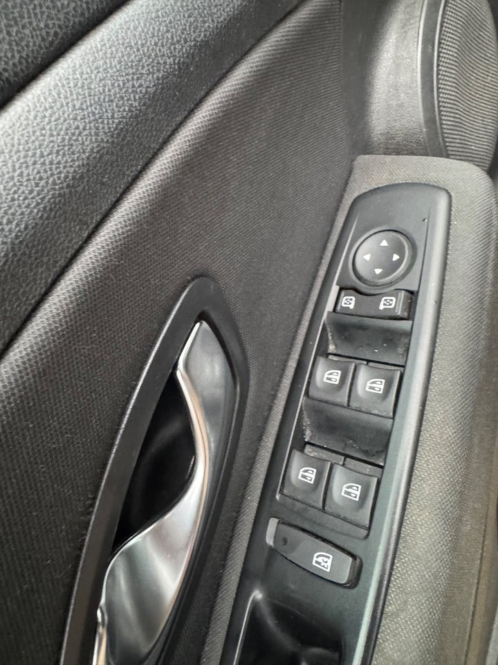 Renault Megane III 1,6 110 Expression Sport Tourer 5d