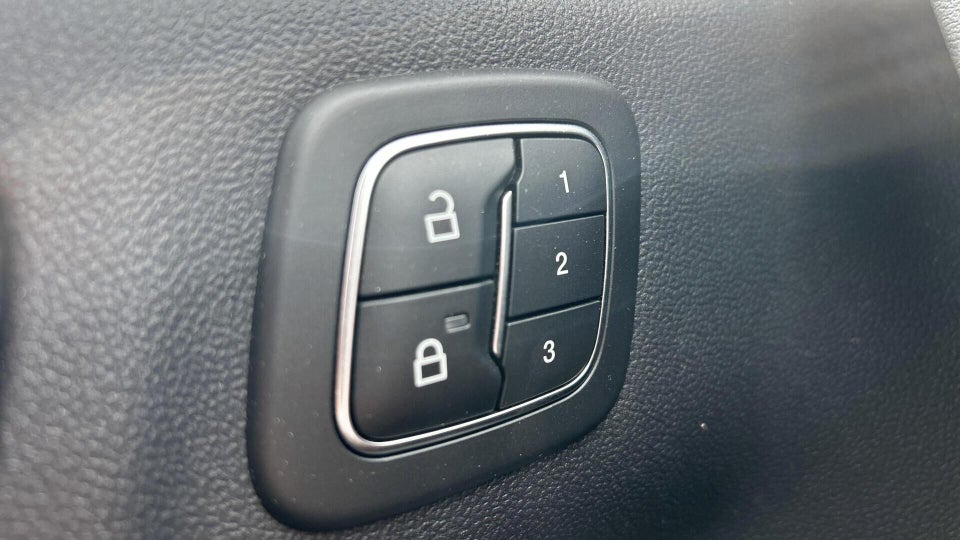 Ford Kuga 2,5 PHEV Vignale CVT 5d
