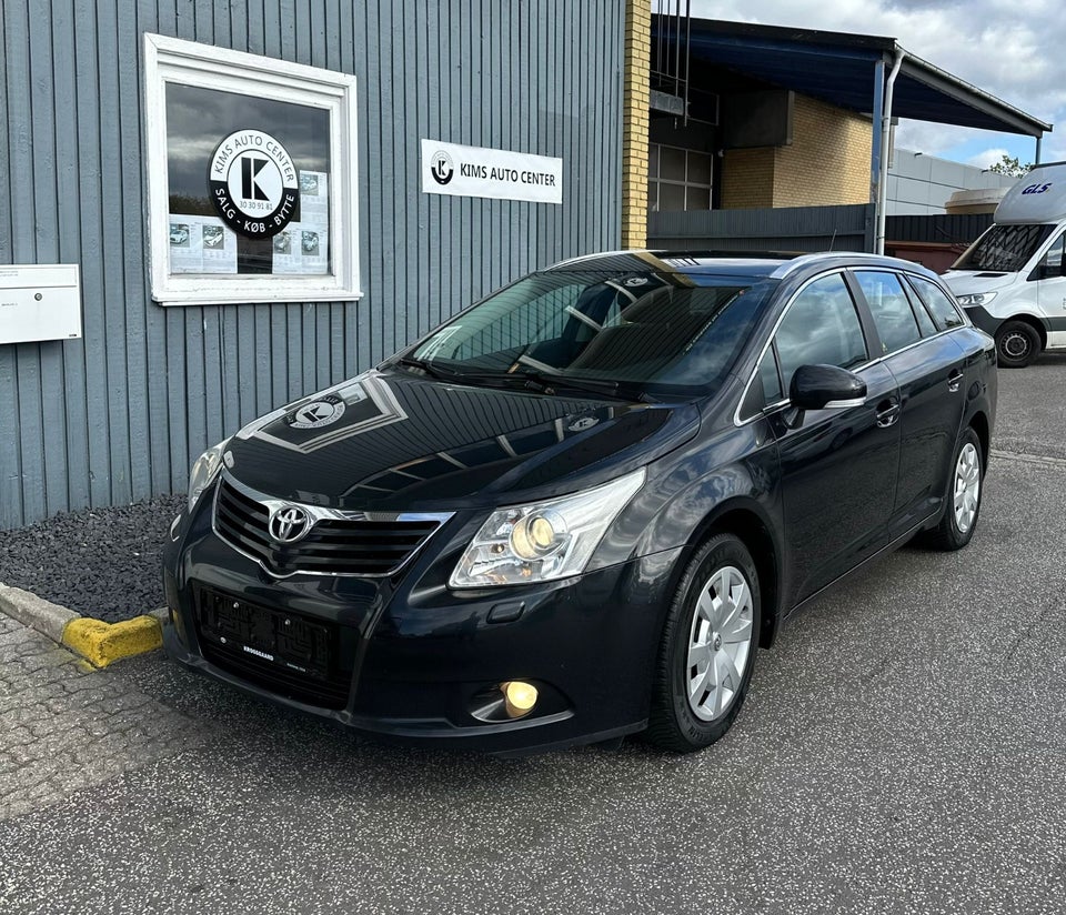 Toyota Avensis 2,0 D-4D T3 stc. 5d