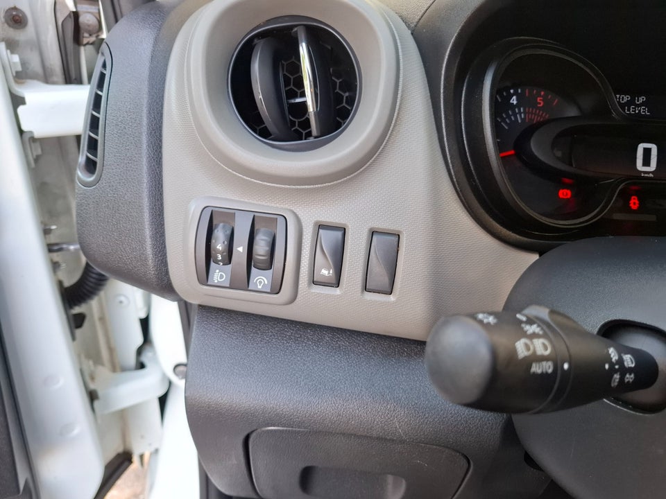 Renault Trafic T29 1,6 dCi 125 L2H1