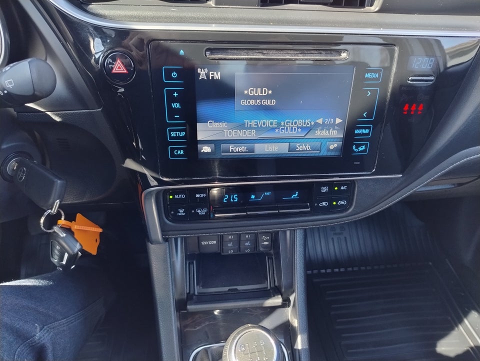 Toyota Auris 1,6 D-4D T2 Comfort Touring Sports 5d