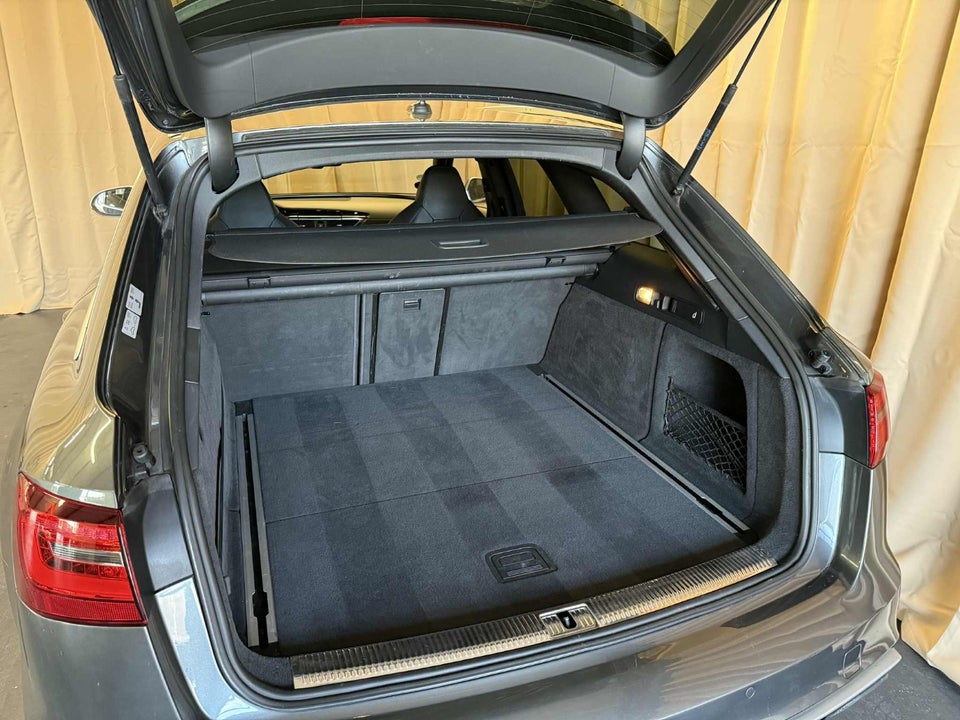 Audi RS6 4,0 TFSi Avant quattro Tiptr. 5d