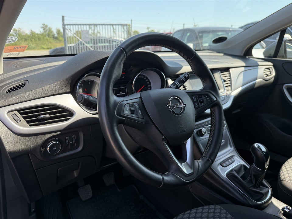 Opel Astra 1,6 CDTi 136 Enjoy Sports Tourer 5d