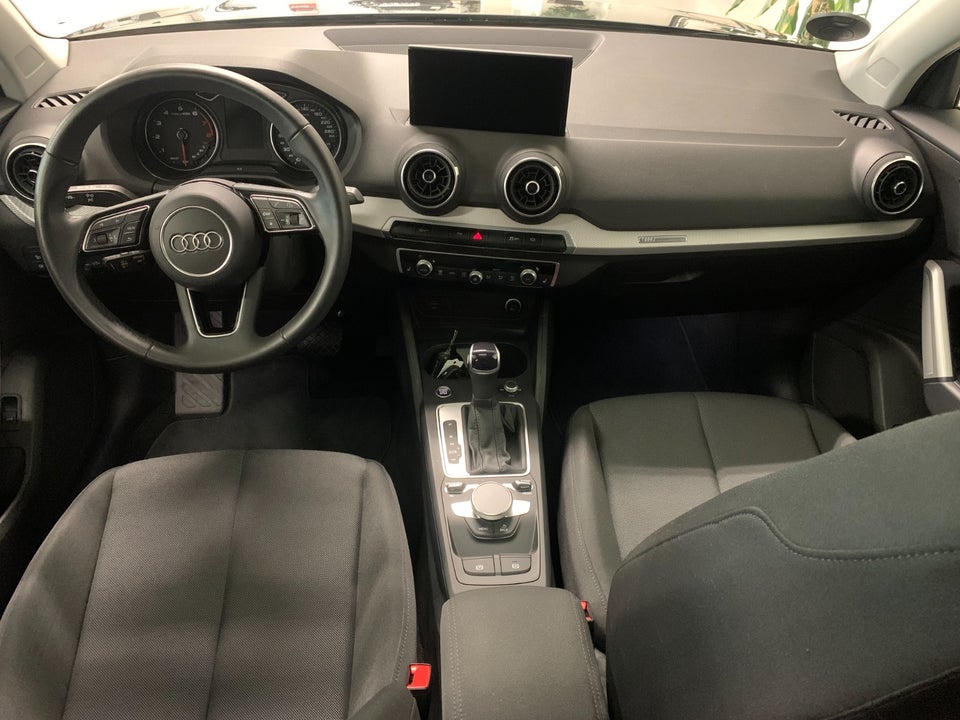 Audi Q2 35 TFSi Prestige S-tr. 5d
