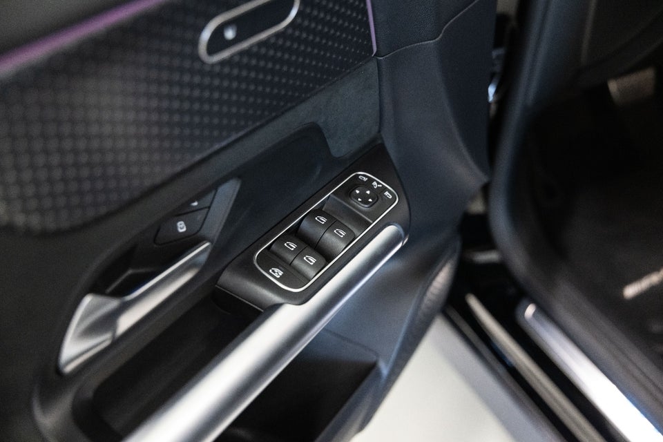 Mercedes EQA250+ AMG Advance 5d