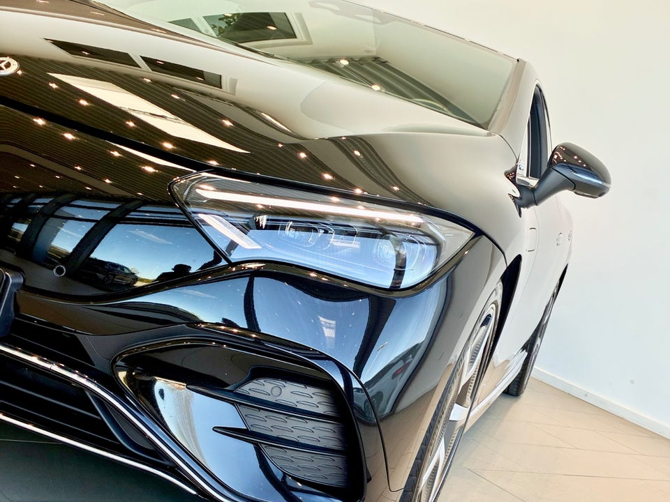 Mercedes EQE350 AMG Line 4d