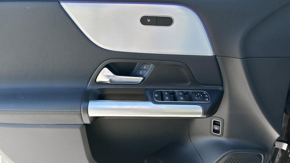 Mercedes EQA250 Progressive 5d