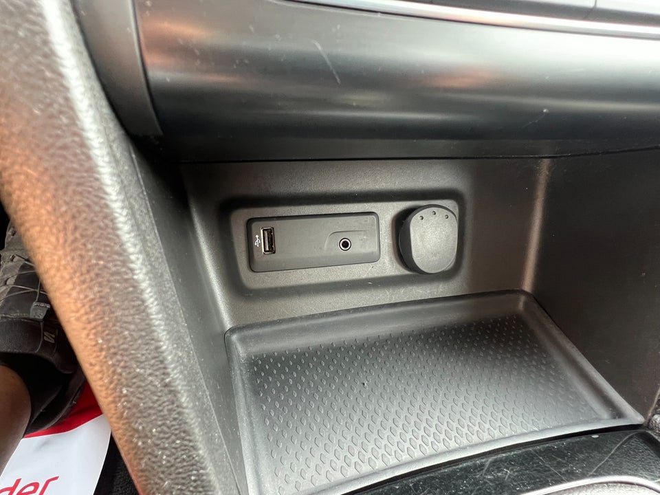 Renault Megane IV 1,2 TCe 100 Life Sport Tourer 5d