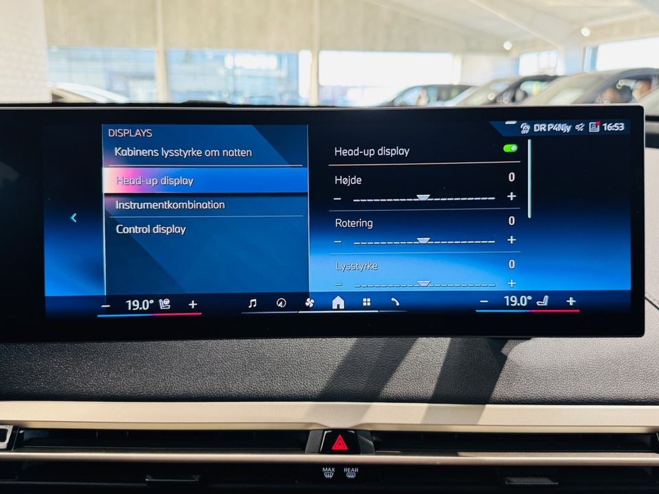 BMW iX xDrive40 Supercharged 5d