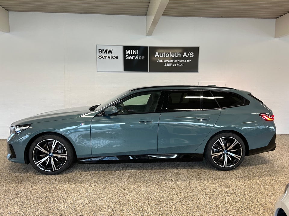 BMW i5 eDrive40 Touring Fully Charged 5d