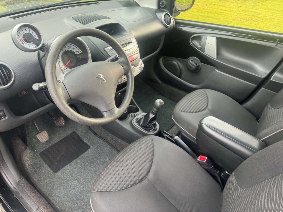 Peugeot 107 1,0 Active 5d