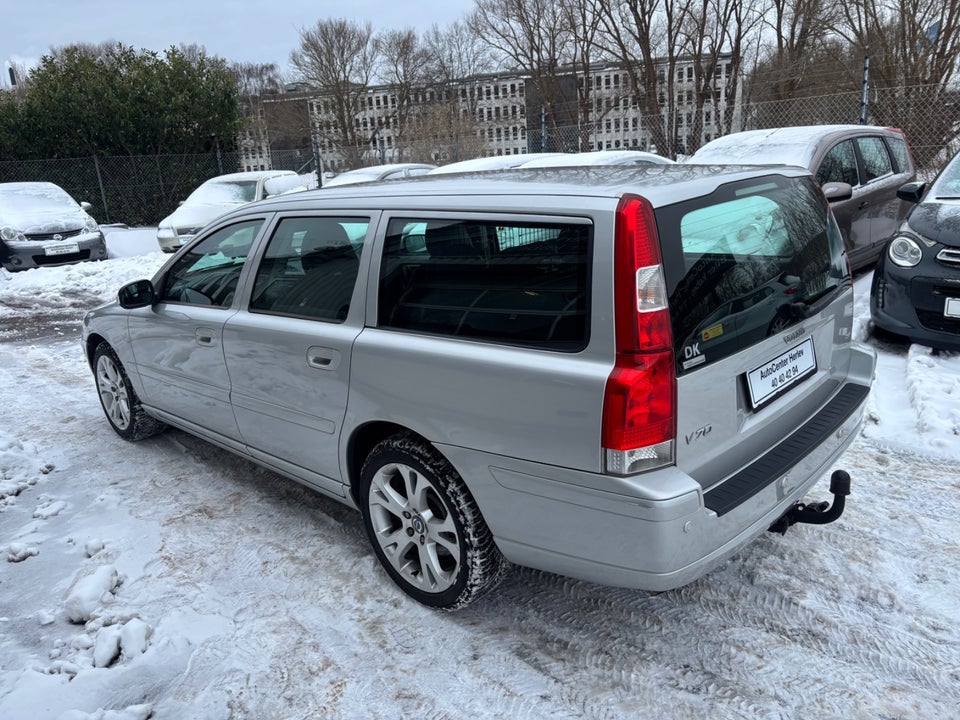 Volvo V70 2,4 140 5d